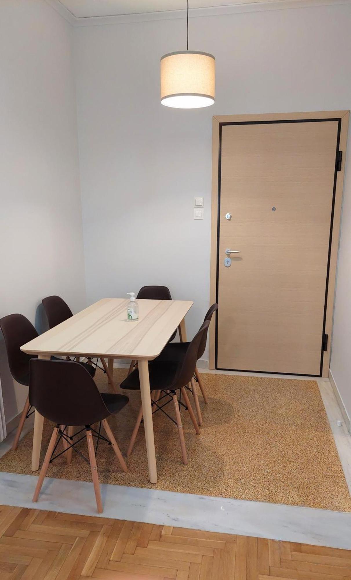 Cozy Apartment In Plaka เอเธนส์ ภายนอก รูปภาพ